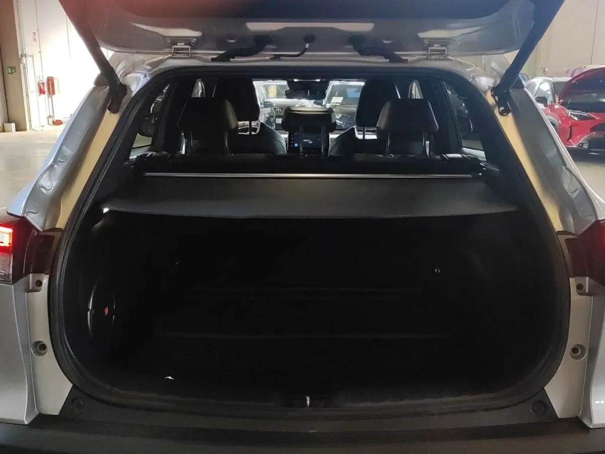 Toyota Corolla Cross Hybrid usata a Milano (7)