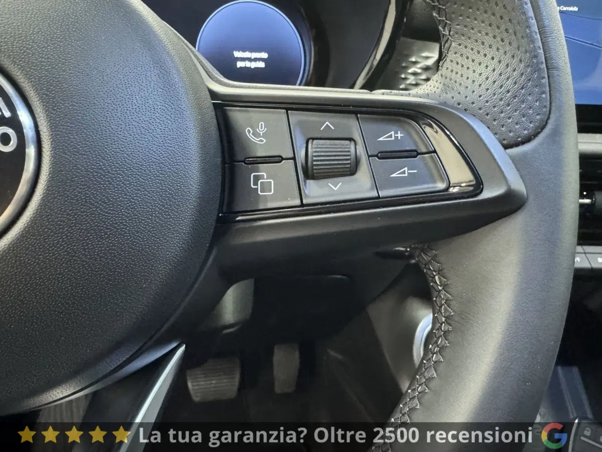 Alfa Romeo Tonale nuova a Pistoia (11)