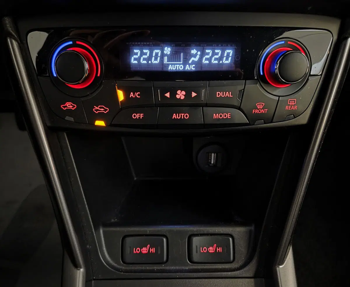 Suzuki S-Cross usata a Pavia (11)