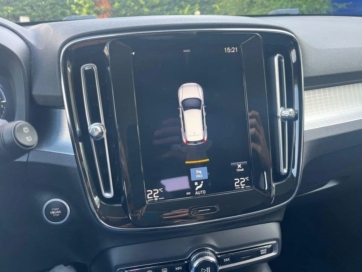 Volvo XC40 usata a Ferrara (12)