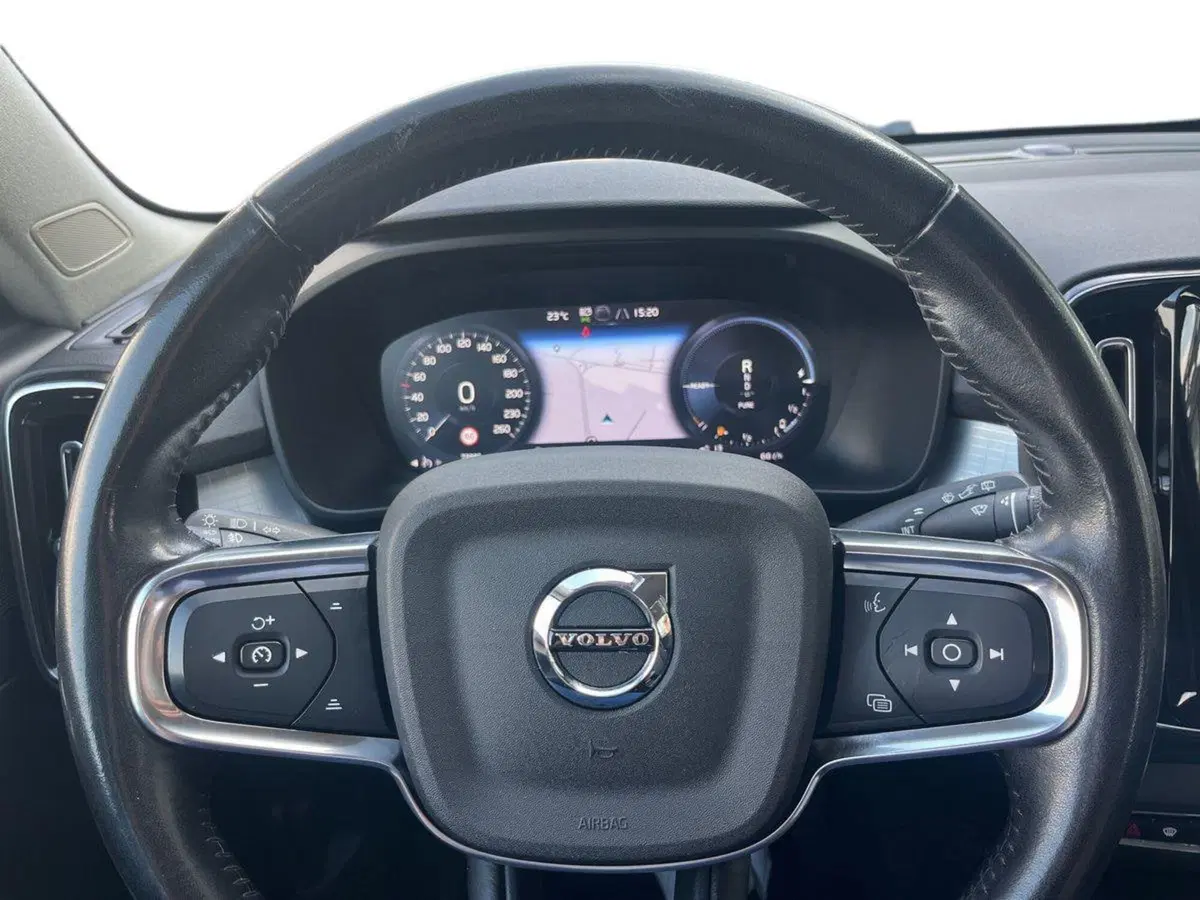 Volvo XC40 usata a Ferrara (9)
