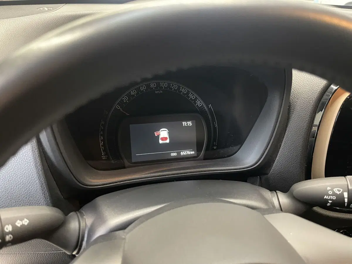 Toyota Aygo X usata a Bologna (11)