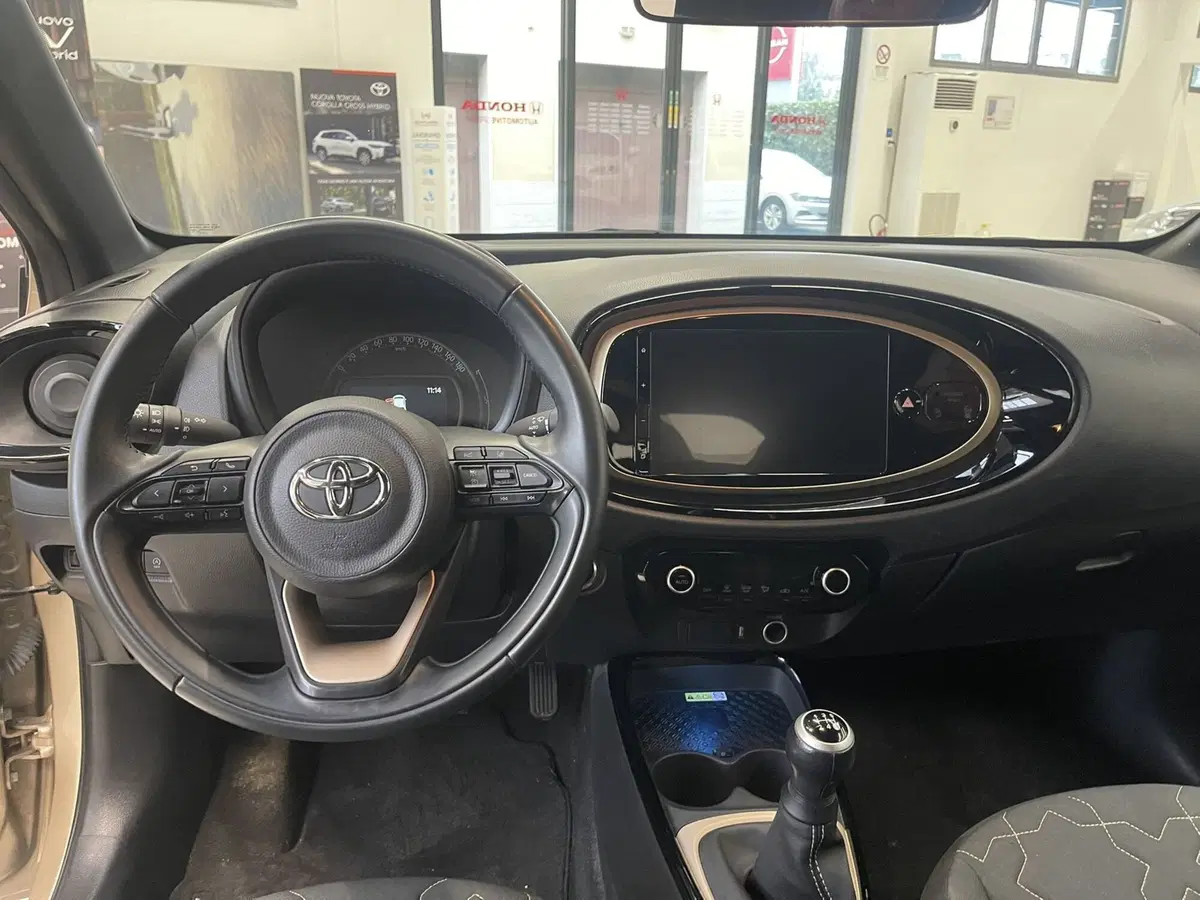 Toyota Aygo X usata a Bologna (12)