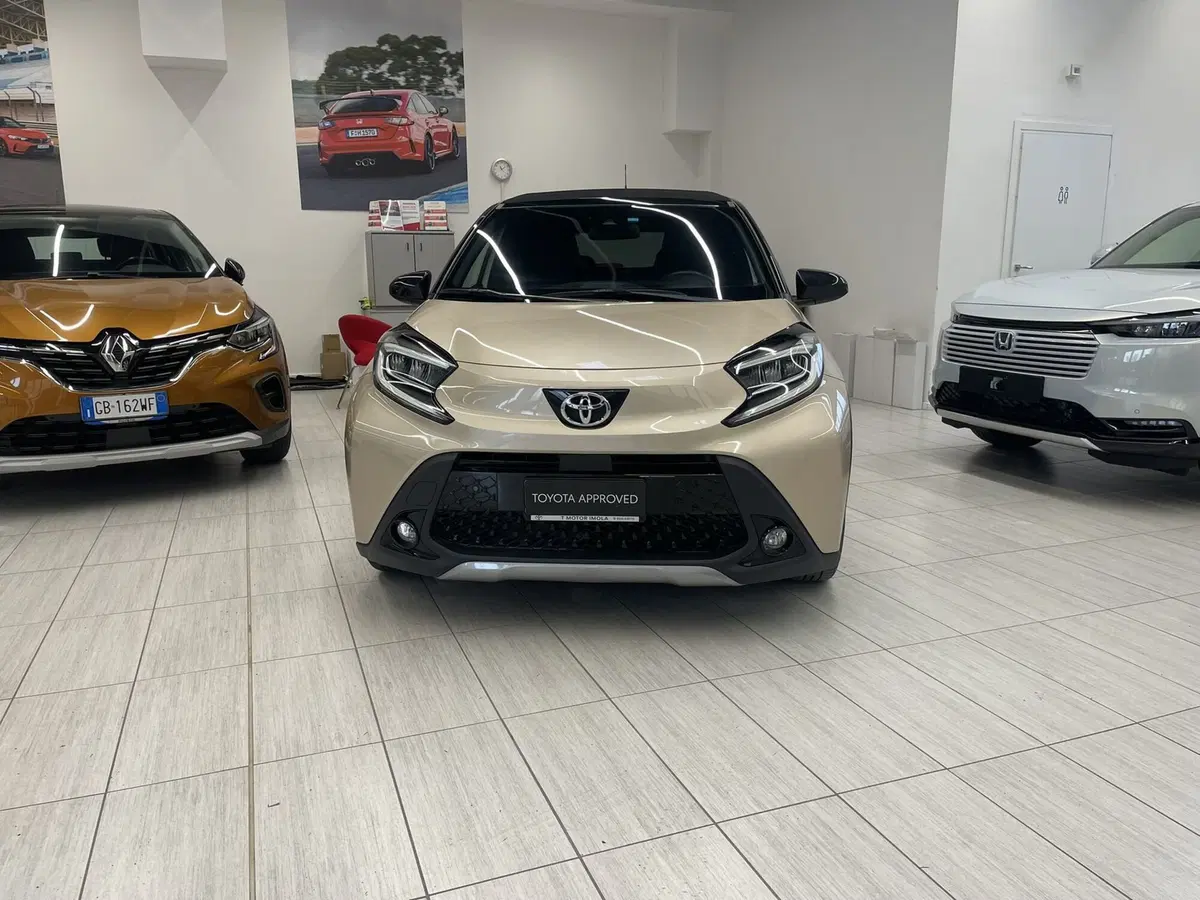 Toyota Aygo X usata a Bologna (4)