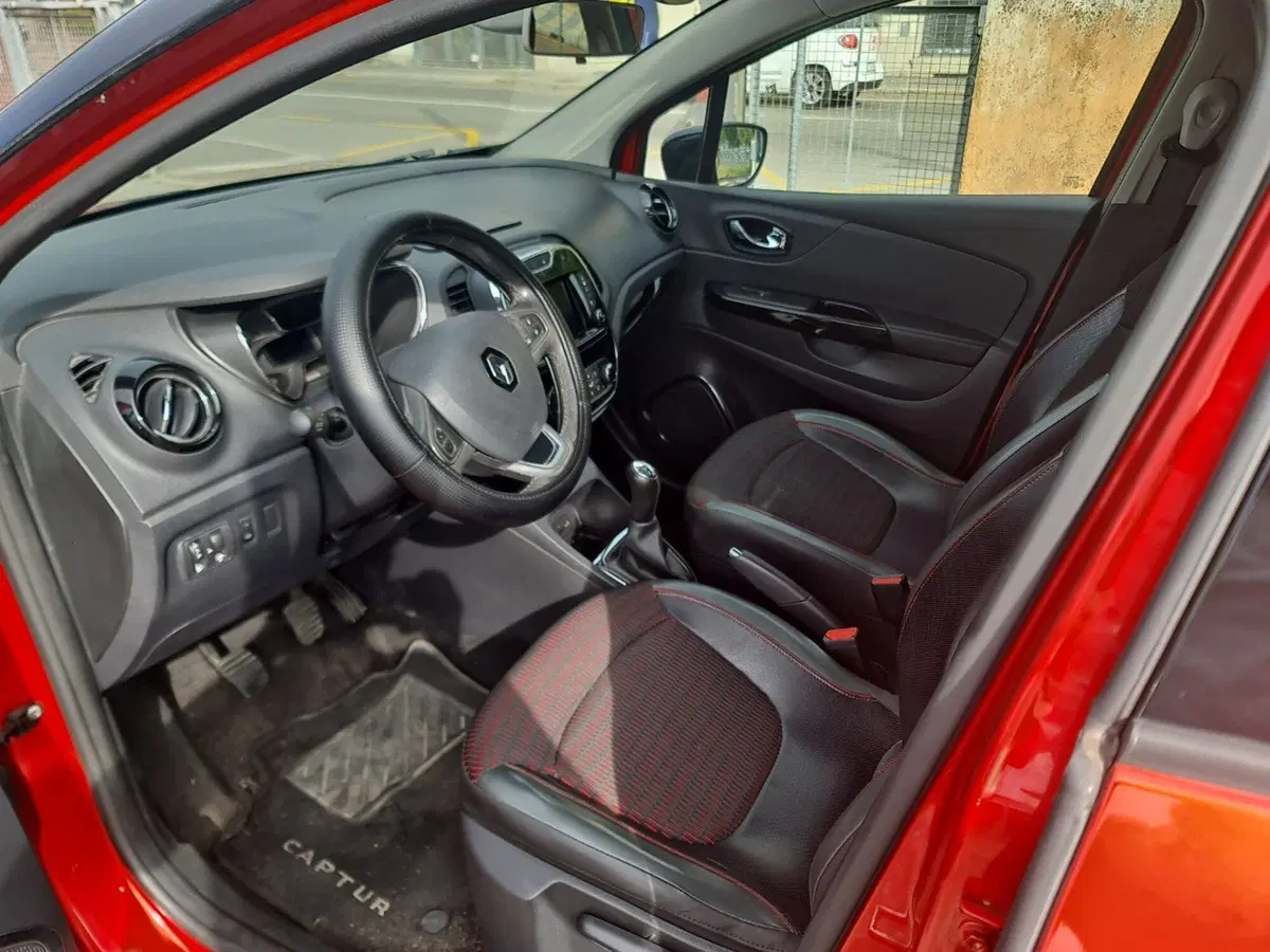 Renault Captur usata a Bologna (8)