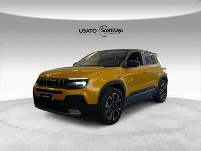 Jeep Avenger 1.2 turbo Summit fwd 100cv del 2023 usata a Siena