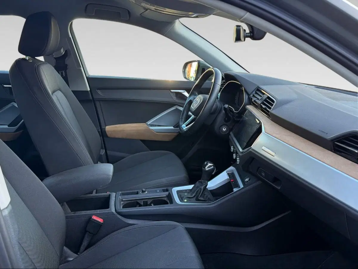 Audi Q3 Sportback usata a Grosseto (12)