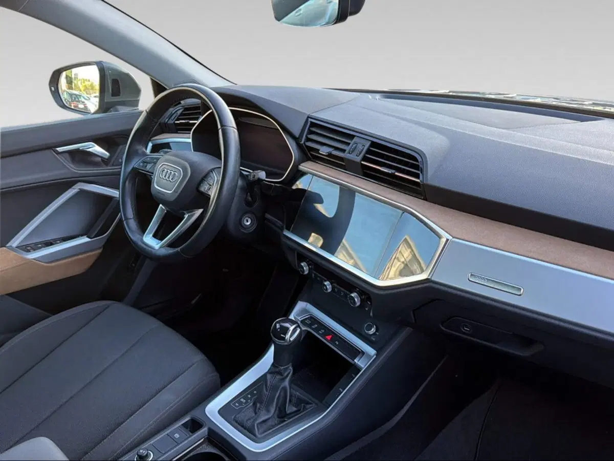 Audi Q3 Sportback usata a Grosseto (13)