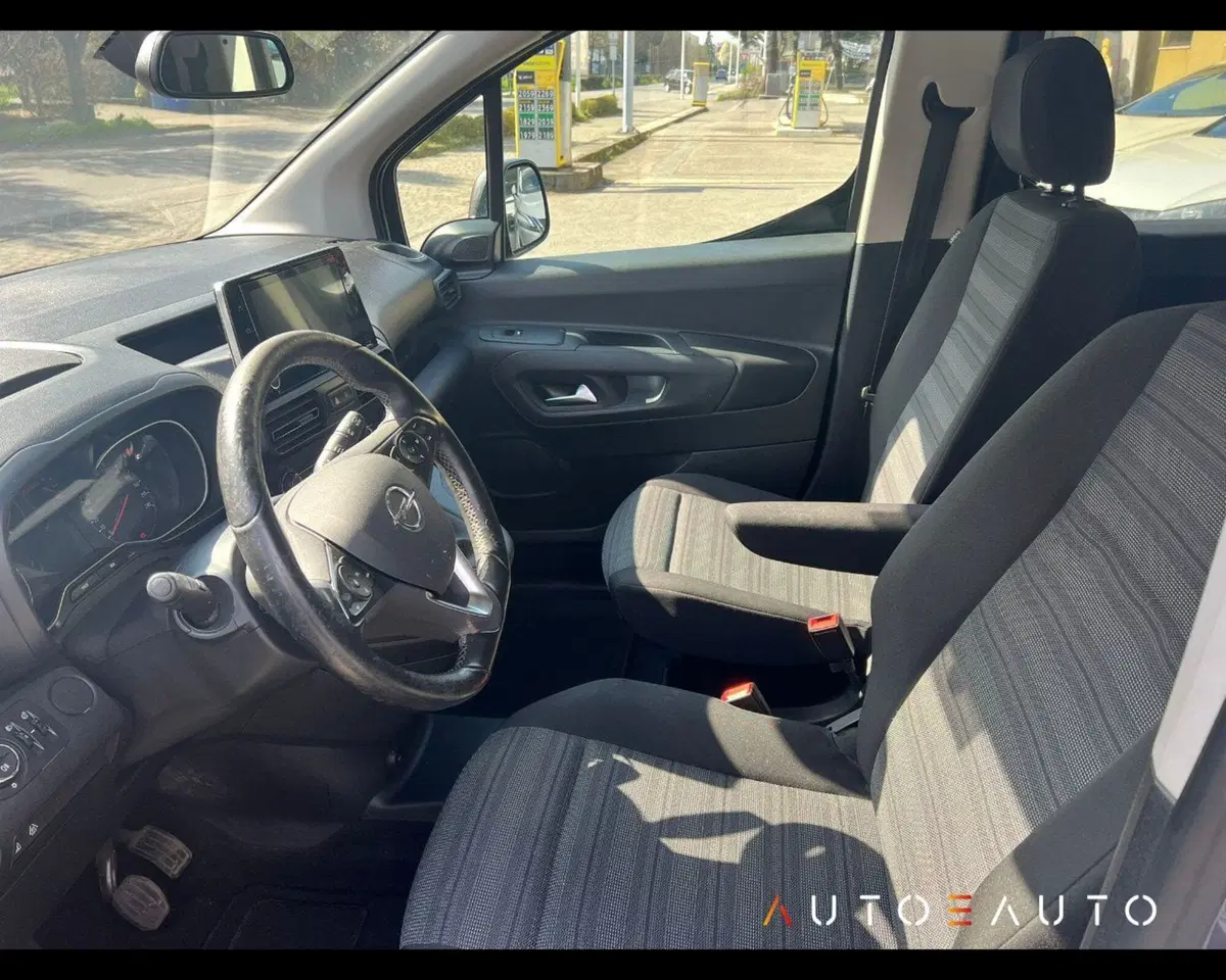 Opel Combo Life usata a Parma (11)