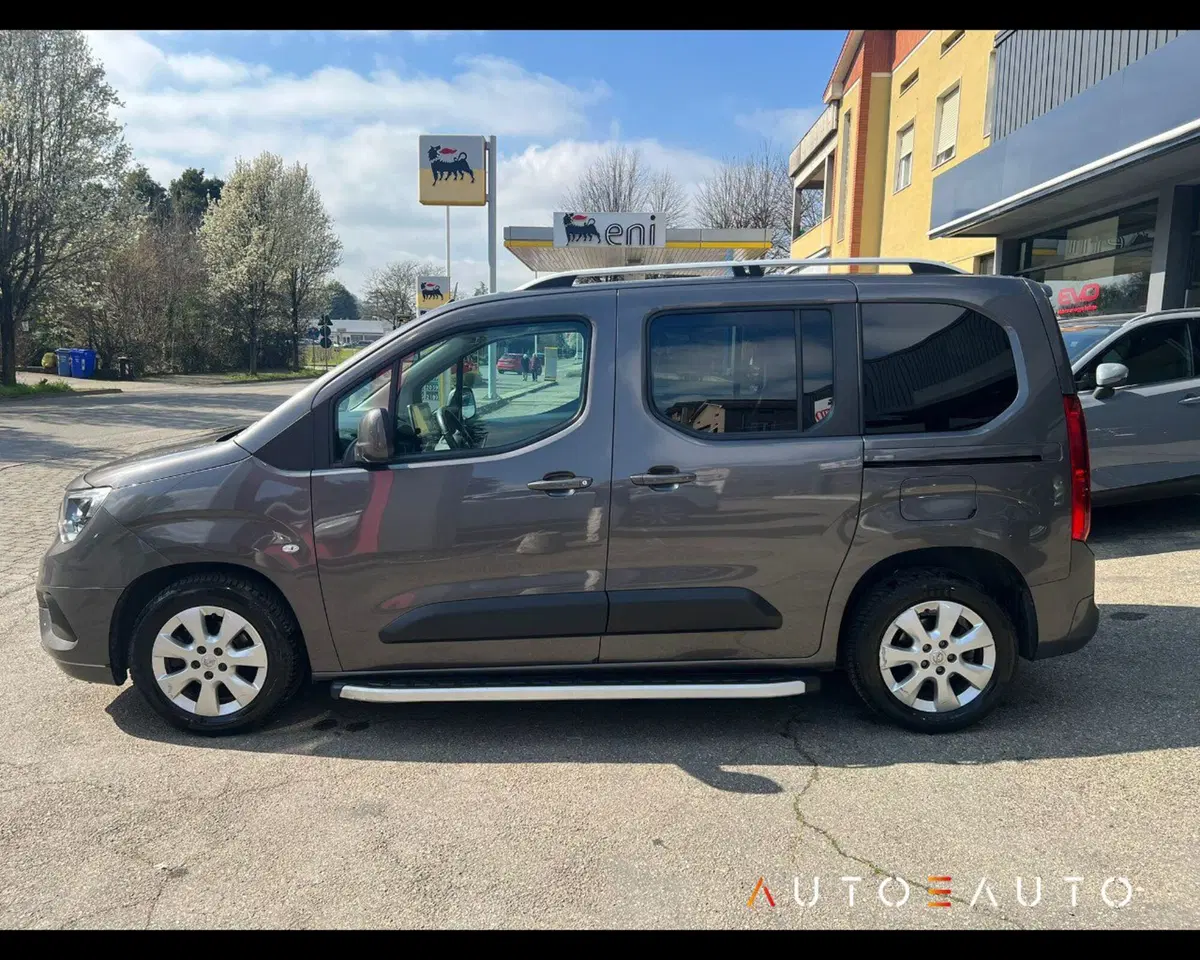 Opel Combo Life usata a Parma (8)