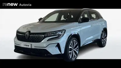 Renault Austral 1.2 full hybrid Iconic 200cv auto del 2024 usata a Belpasso