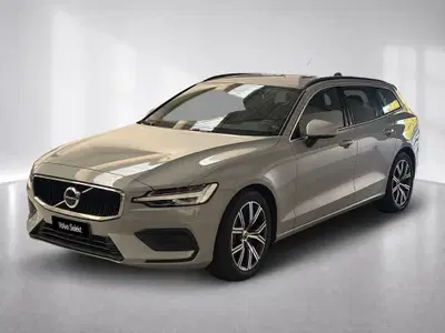Volvo V60 2.0 b3 Core auto del 2023 usata a Parma