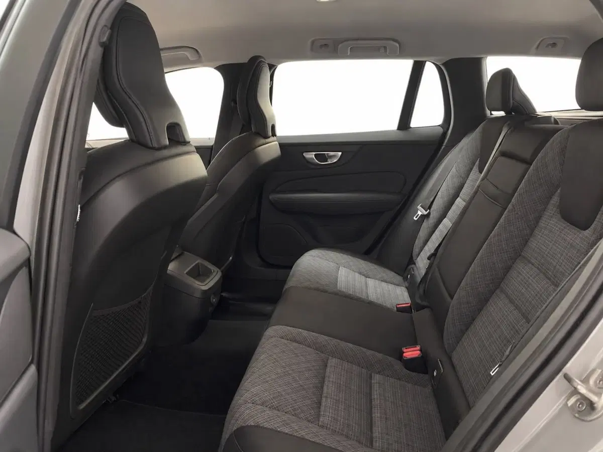 Volvo V60 usata a Parma (8)