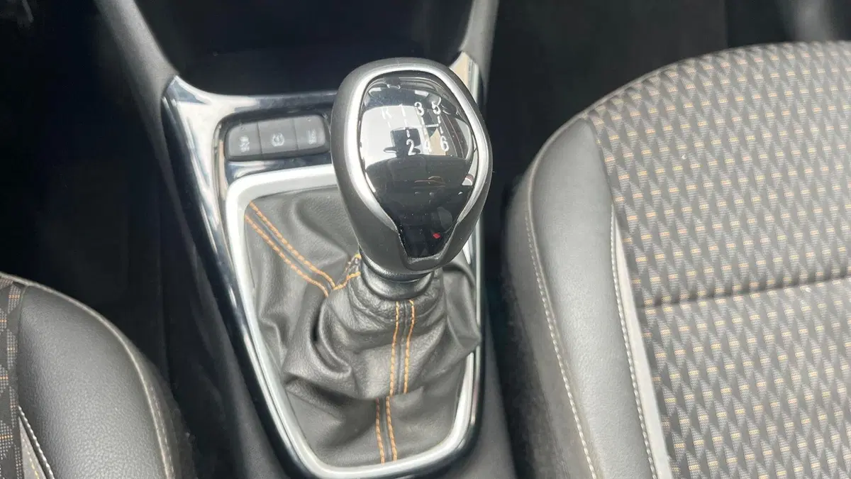 Opel Crossland X usata a Parma (10)