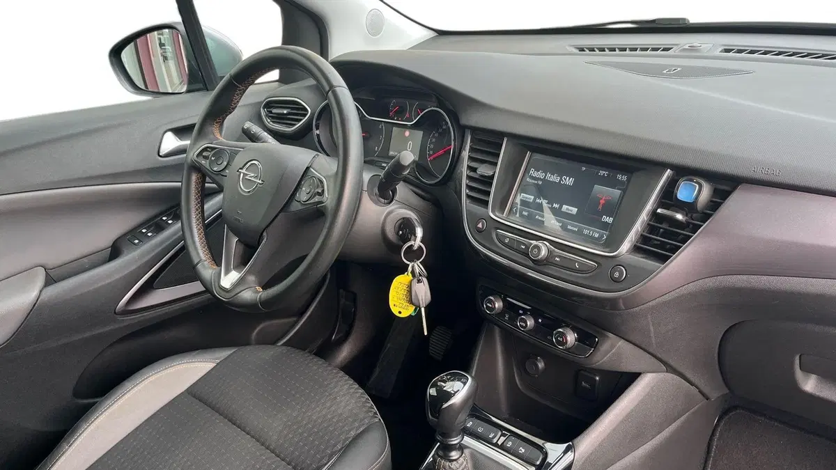 Opel Crossland X usata a Parma (12)