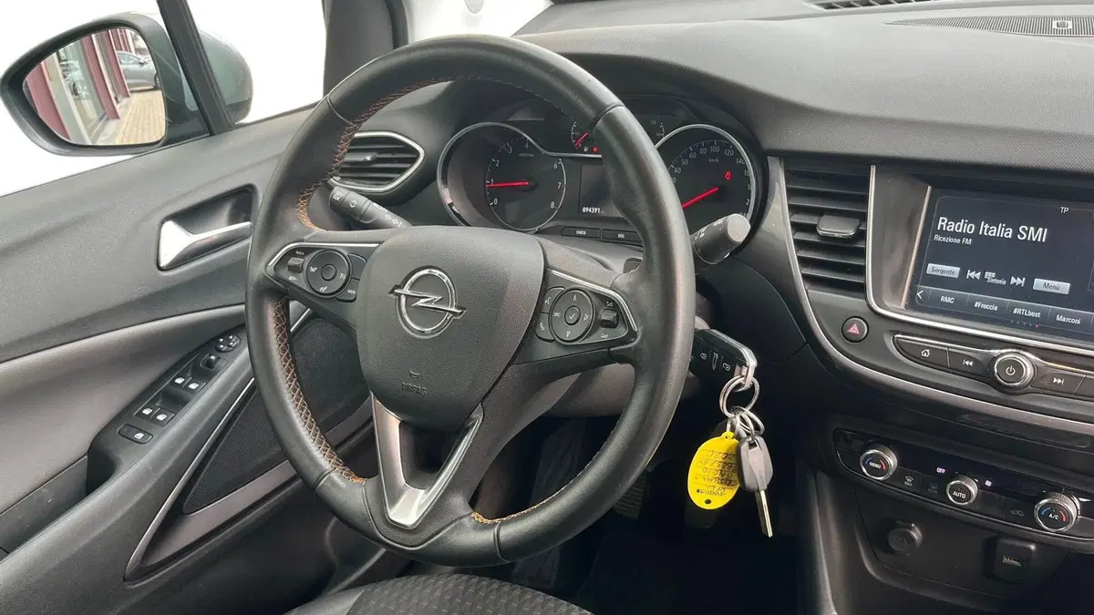 Opel Crossland X usata a Parma (14)