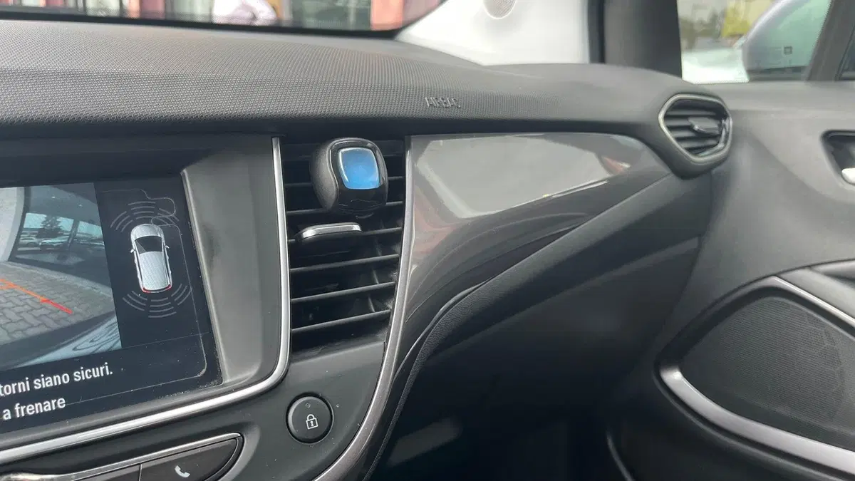 Opel Crossland X usata a Parma (9)