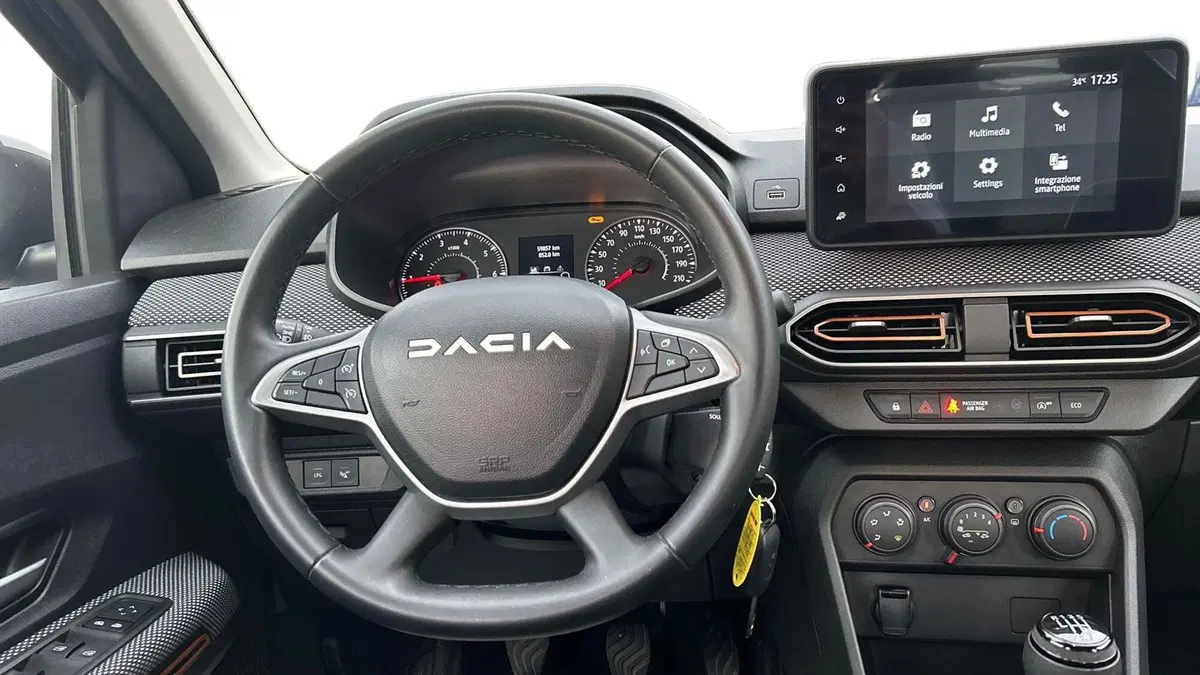 Dacia Sandero usata a Parma (16)