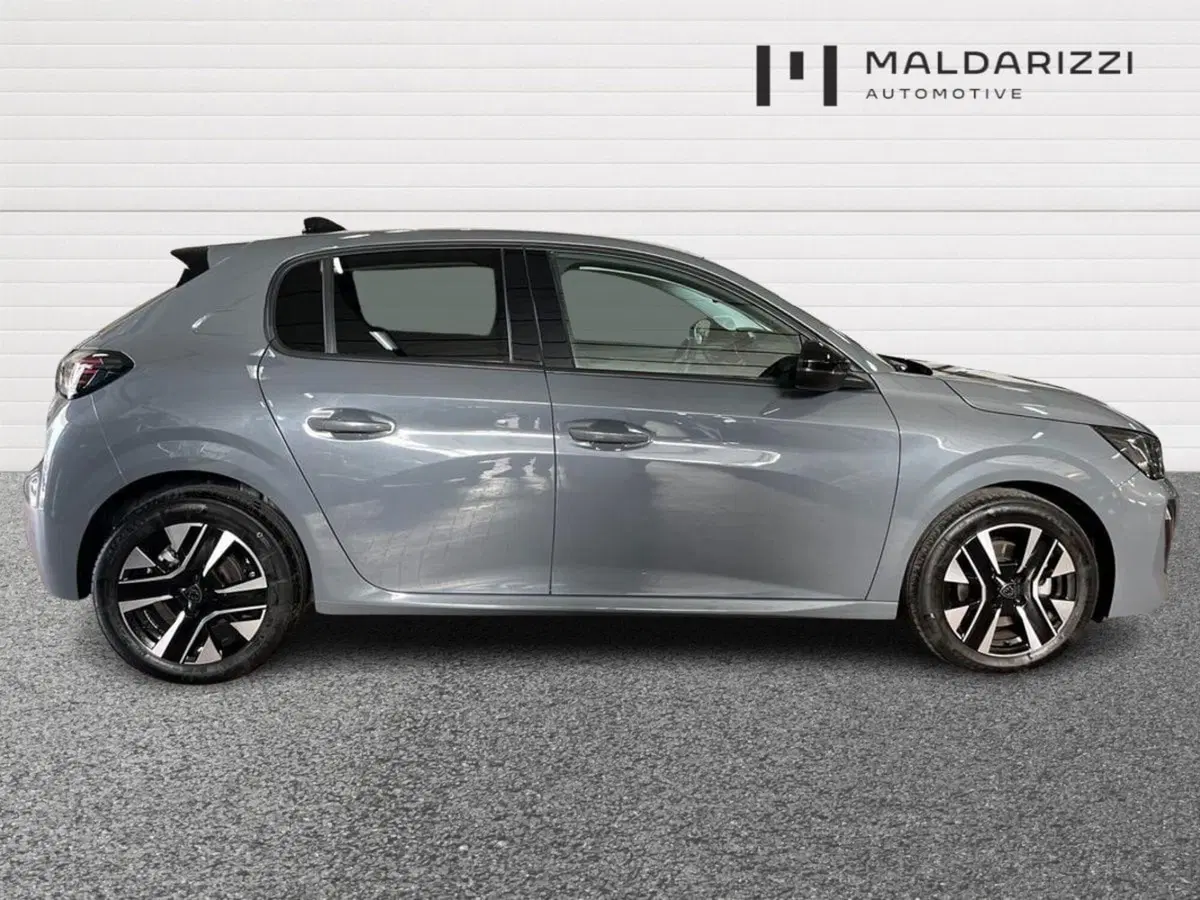 Peugeot 208 usata a Bari (5)