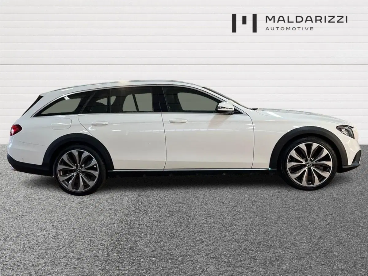 Mercedes-Benz Classe E Station Wagon usata a Bari (5)