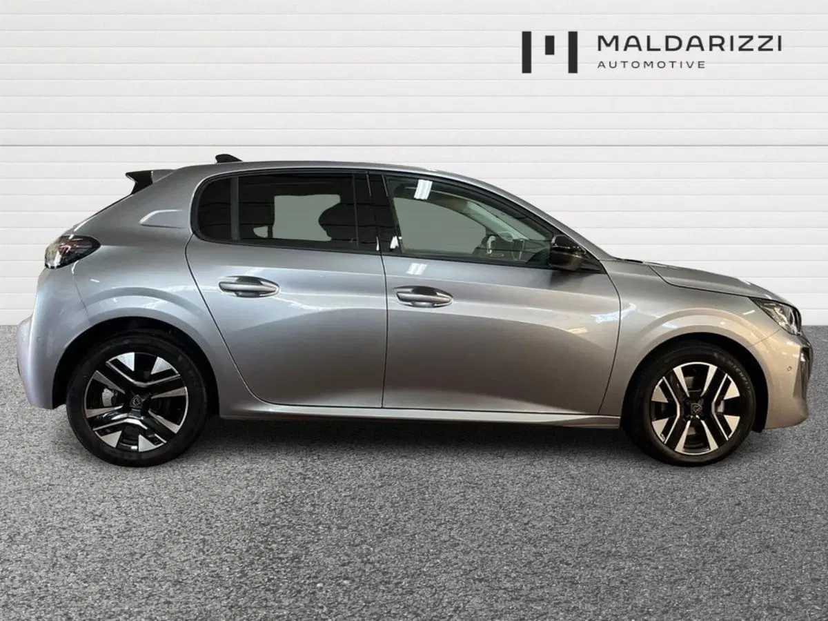 Peugeot 208 usata a Bari (5)