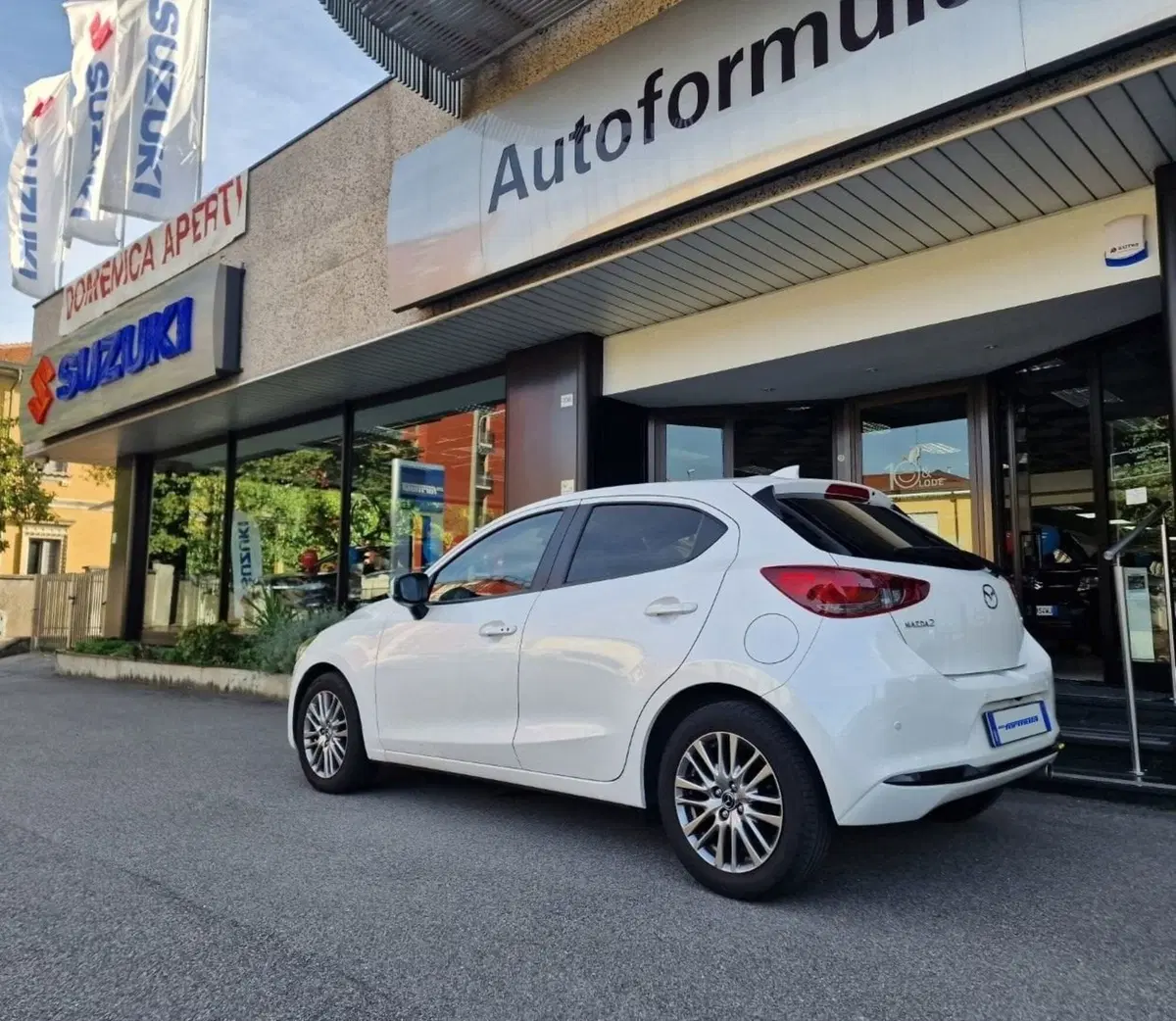 Mazda Mazda2 Hybrid usata a Milano (4)