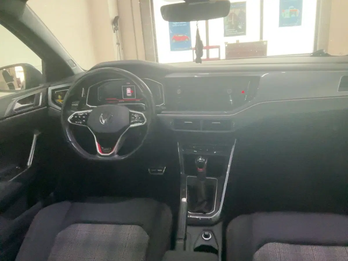 Volkswagen Polo usata a Como (7)