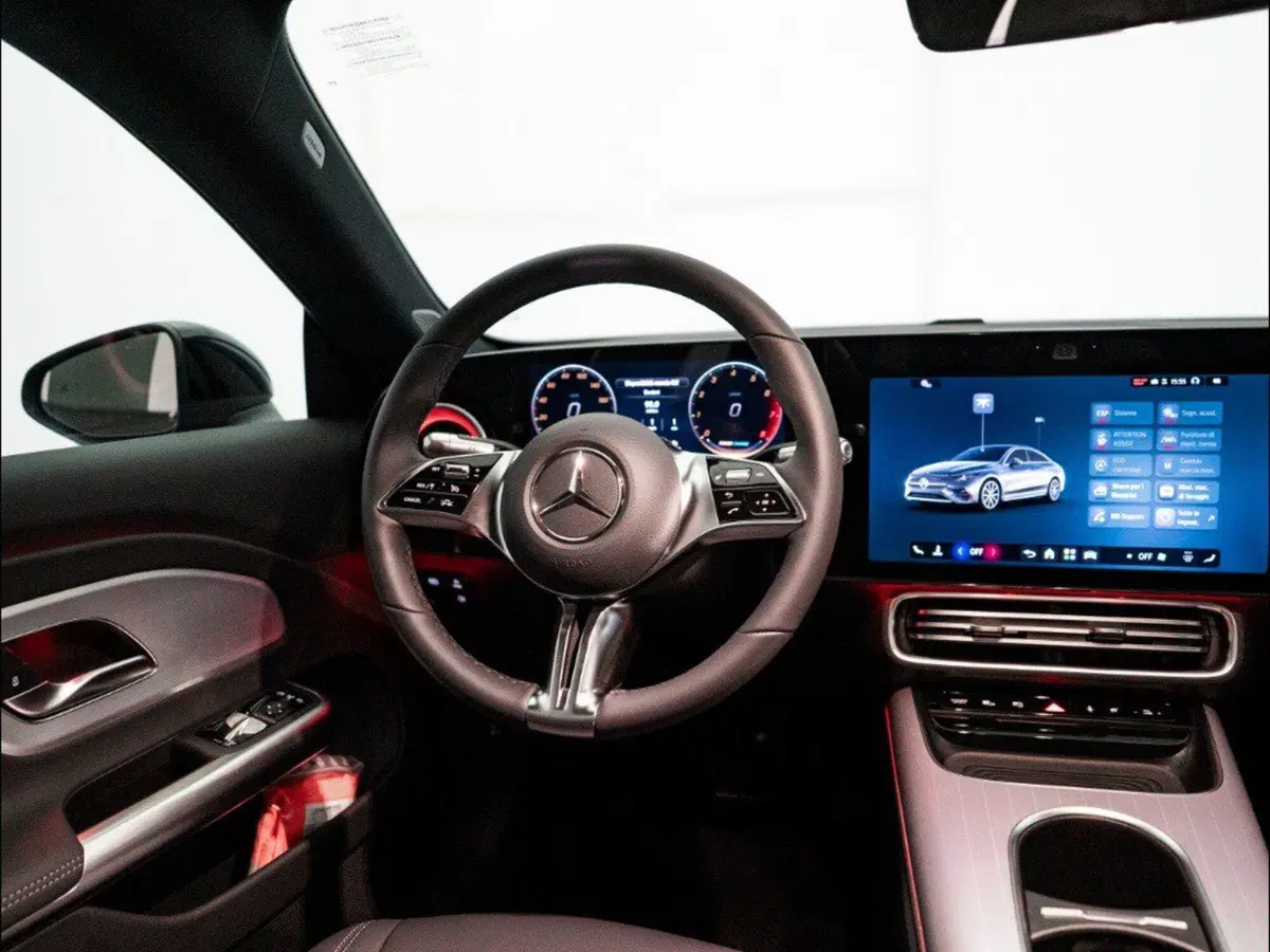 Mercedes-Benz CLA nuova a Macerata (19)