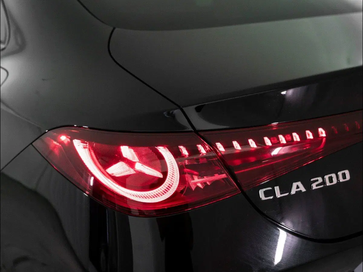 Mercedes-Benz CLA nuova a Macerata (3)
