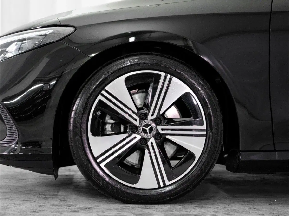 Mercedes-Benz CLA nuova a Macerata (9)