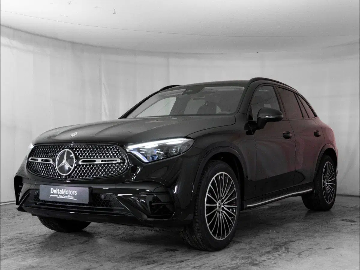 Mercedes-Benz GLC SUV nuova a Macerata