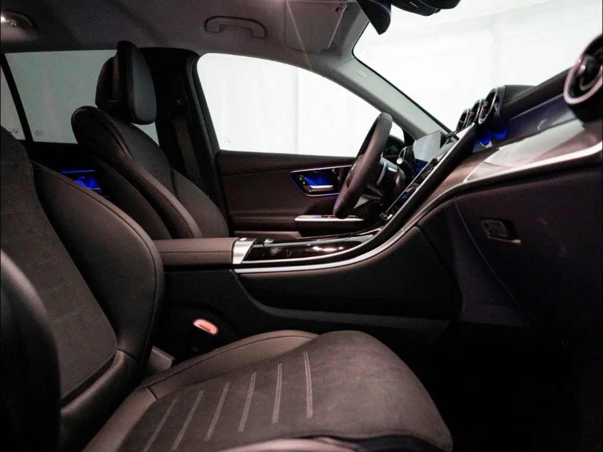 Mercedes-Benz GLC SUV nuova a Macerata (13)