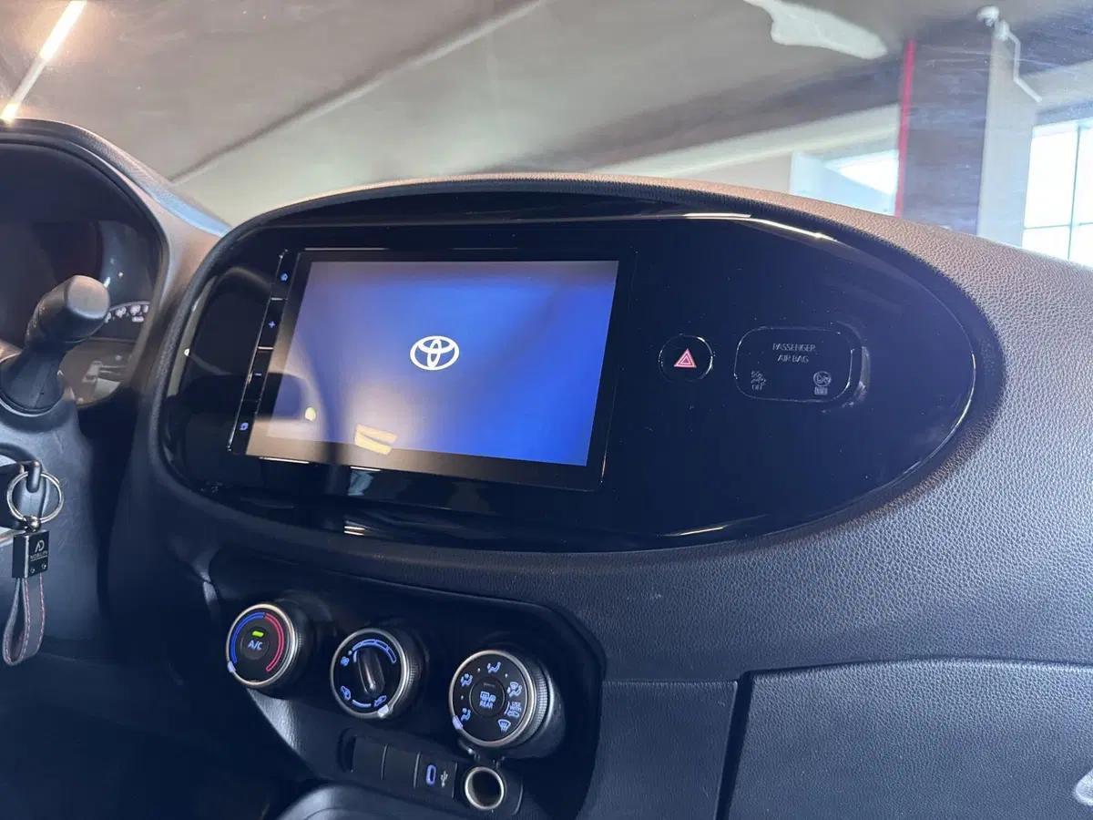 Toyota Aygo X usata a Messina (12)