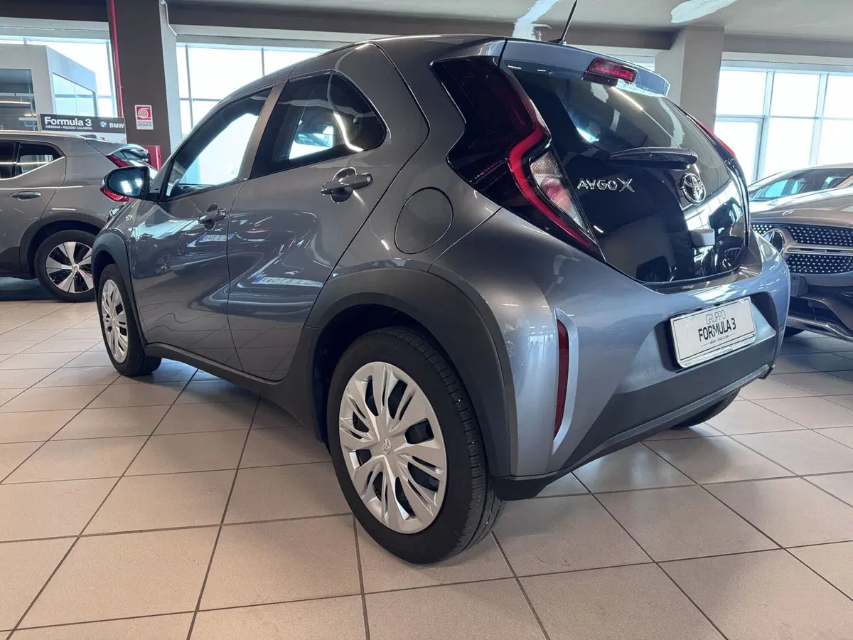 Toyota Aygo X usata a Messina (4)