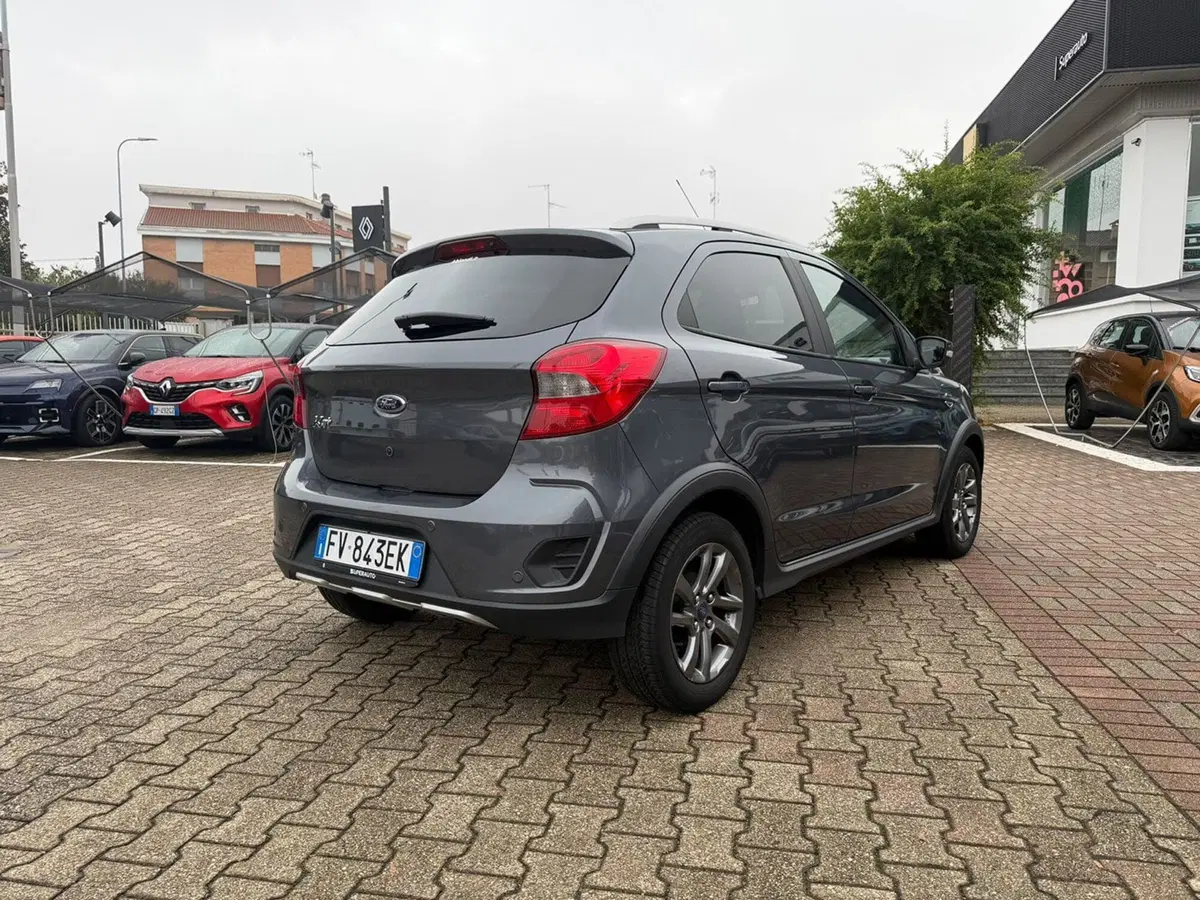 Ford Fiesta usata a Pavia (13)