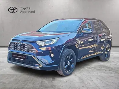 Toyota Rav4 vvt-ie h Style 2wd 218cv e-cvt del 2021 usata a Roma