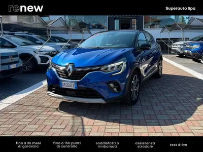 Renault Captur Full Hybrid E-Tech 145 CV Techno Fast Track del 2023 usata a Vigevano