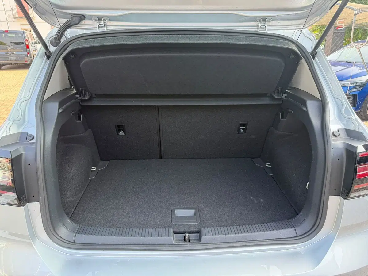 Volkswagen T-Cross usata a Pavia (15)