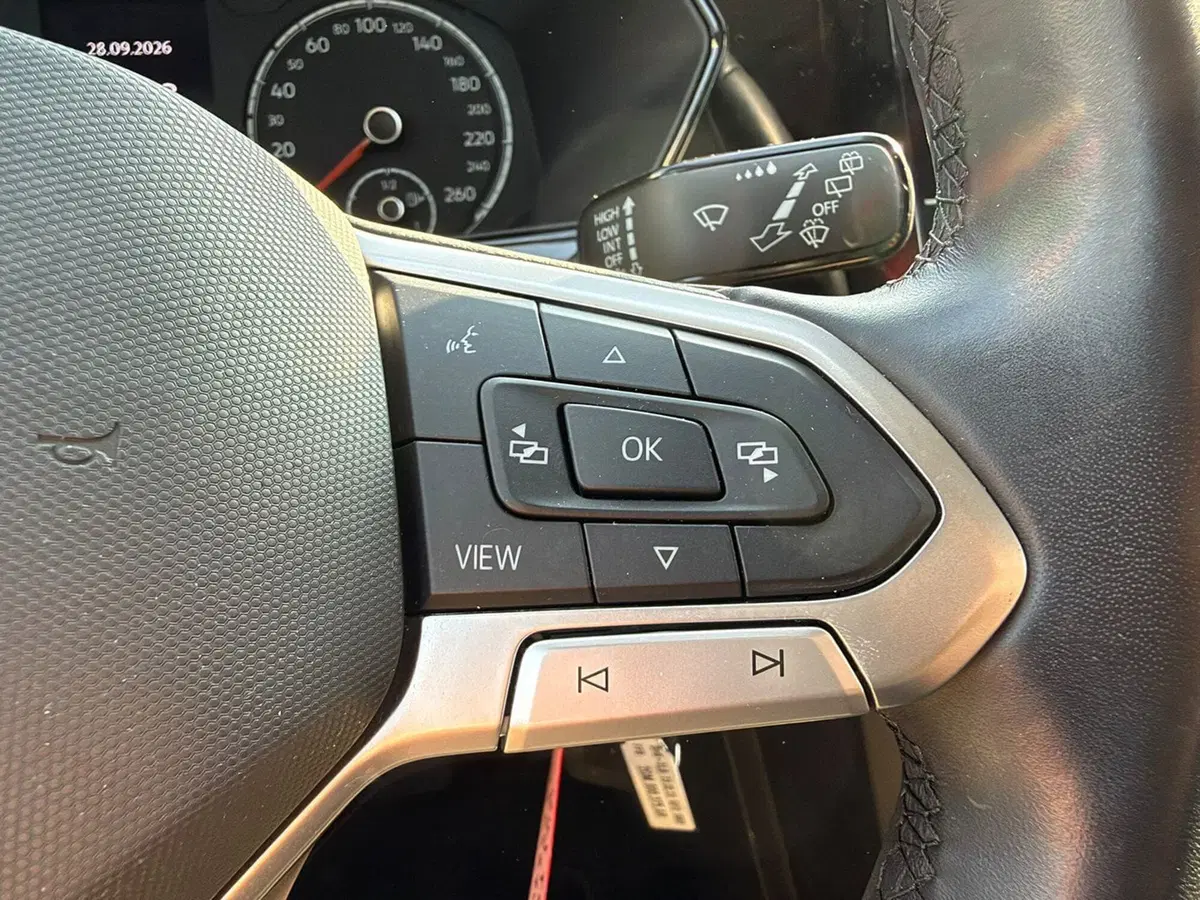 Volkswagen T-Cross usata a Pavia (5)