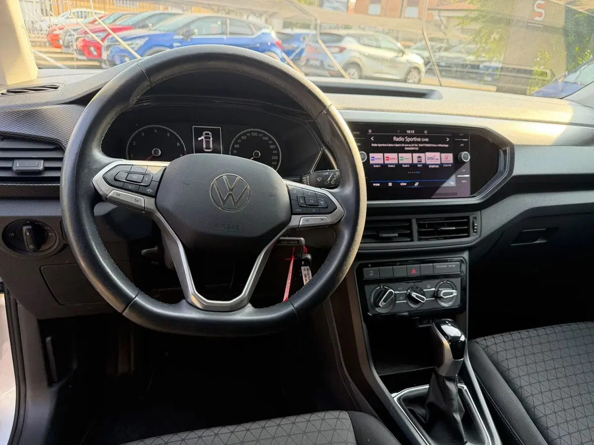 Volkswagen T-Cross usata a Pavia (7)