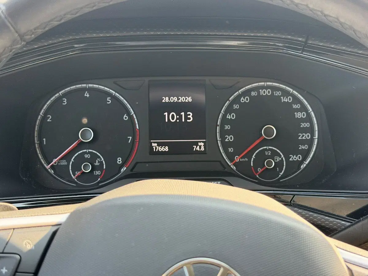 Volkswagen T-Cross usata a Pavia (9)