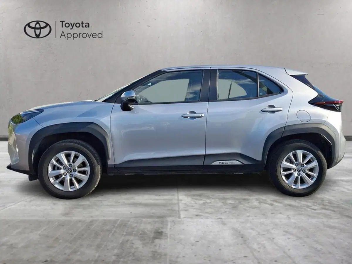 Toyota Yaris Cross usata a Roma (3)