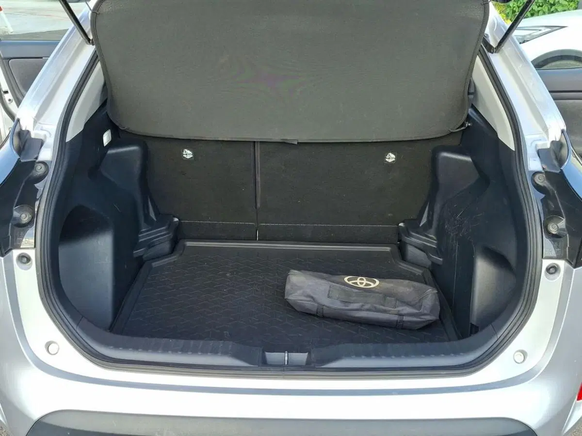 Toyota Yaris Cross usata a Roma (6)