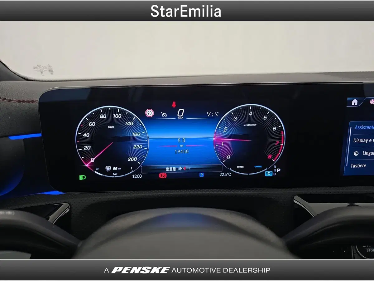 Mercedes-Benz CLA Shooting Brake usata a Bologna (15)