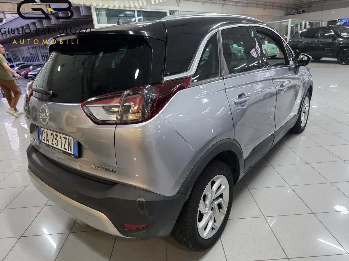 Opel Crossland X usata a Prato (5)