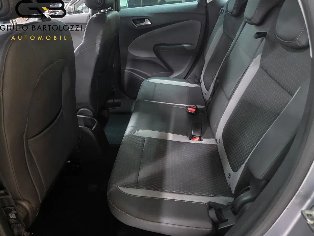 Opel Crossland X usata a Prato (8)