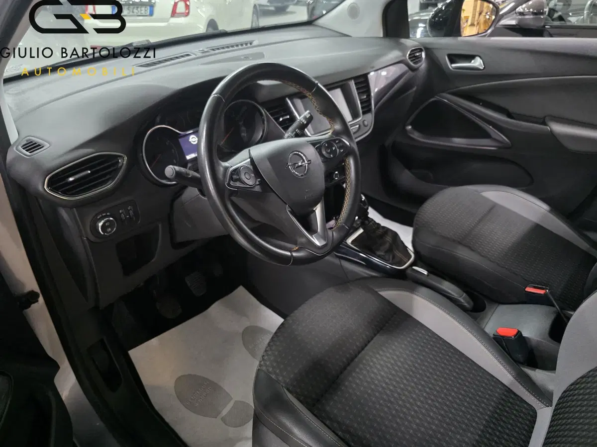 Opel Crossland X usata a Prato (9)