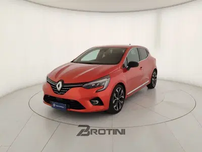 Renault Clio 1.0 tce Techno Gpl 100cv del 2023 usata a Massa