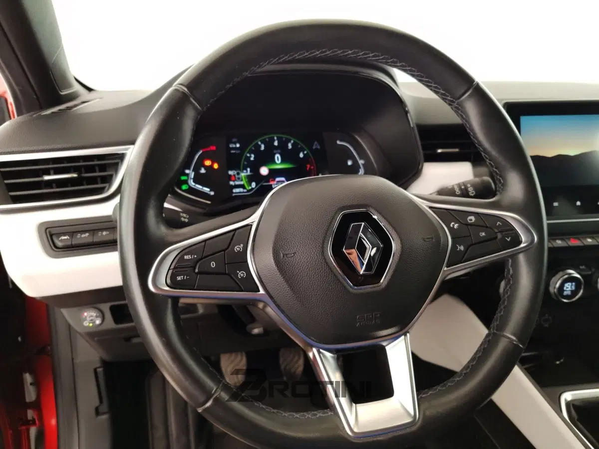 Renault Clio usata a Massa-Carrara (16)