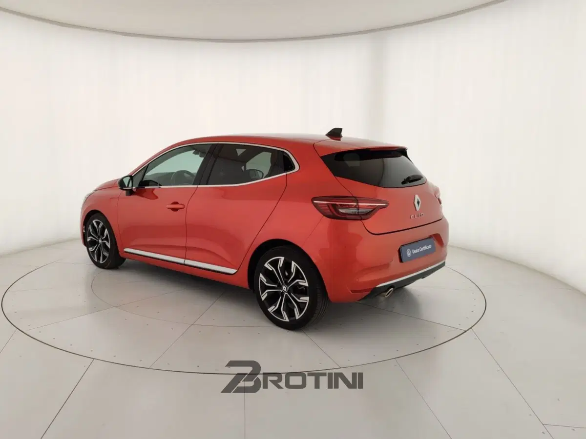 Renault Clio usata a Massa-Carrara (2)